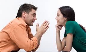 Poner la oreja y el corazón
